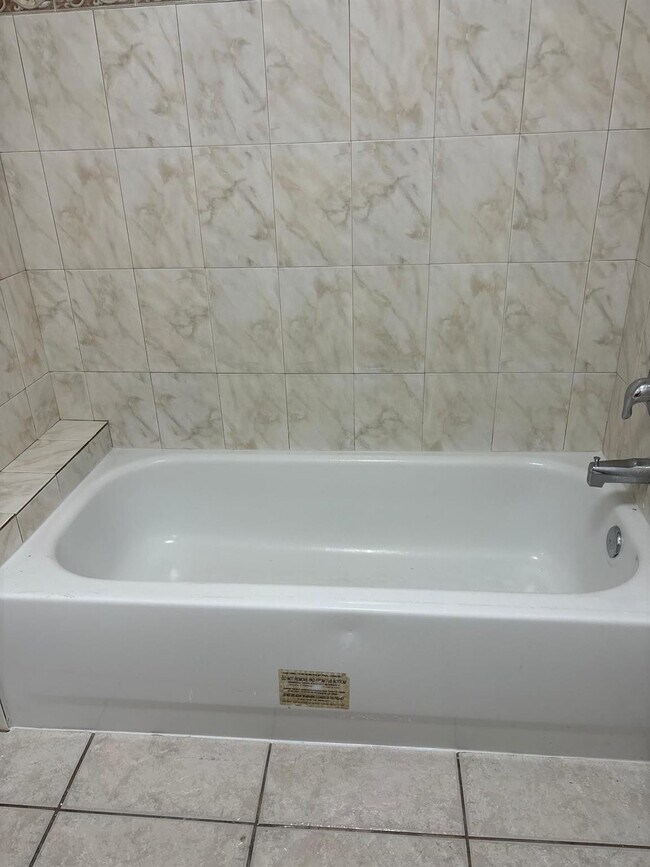 Building Photo - 2862 NW 55th Ave