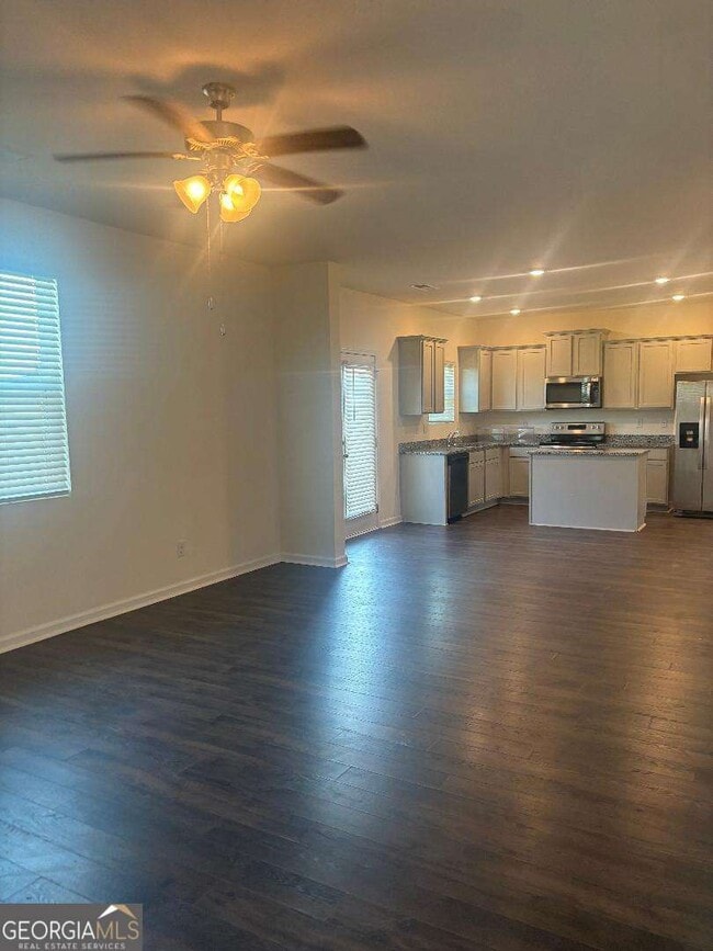 Building Photo - 109 Farmers Wy