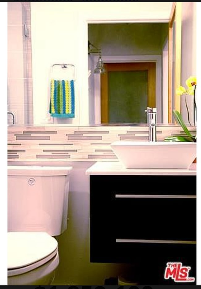 Building Photo - 1103 Harrison Ave