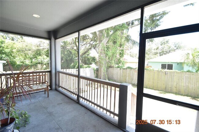 Building Photo - 4101 E Comanche Ave