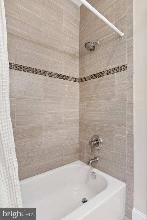 Building Photo - 908 Longfellow St NW