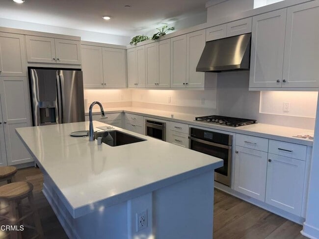 Building Photo - 461 Snowdrop Ln