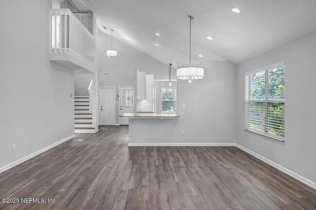 Building Photo - 104 Clam Bake Ct