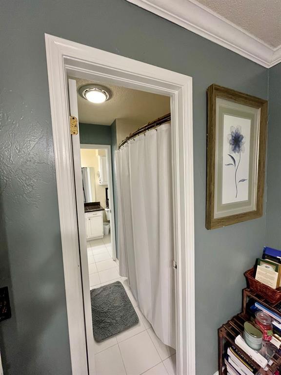 Building Photo - 3200 W Britton Rd