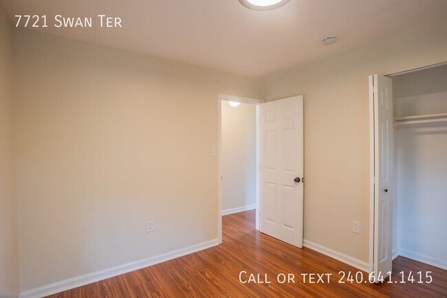 Building Photo - 7721 Swan Terrace
