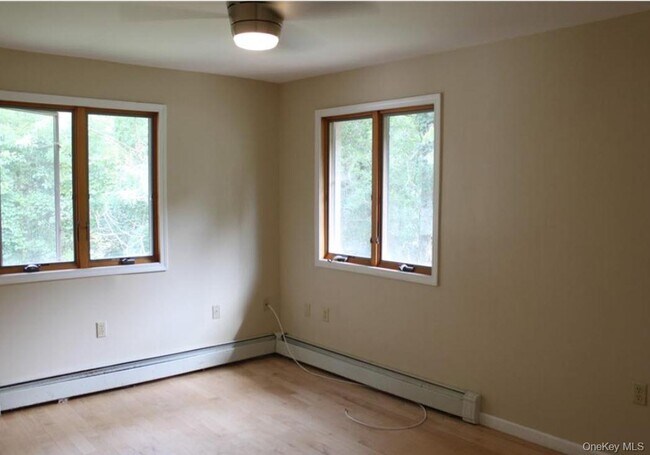 Building Photo - 104 Windsor Terrace
