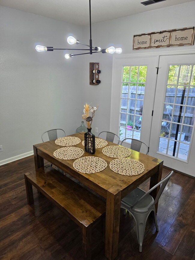 Building Photo - 155 Nautico Way