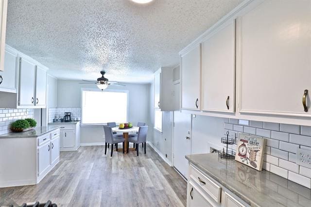 Building Photo - 5489 Encino Rd