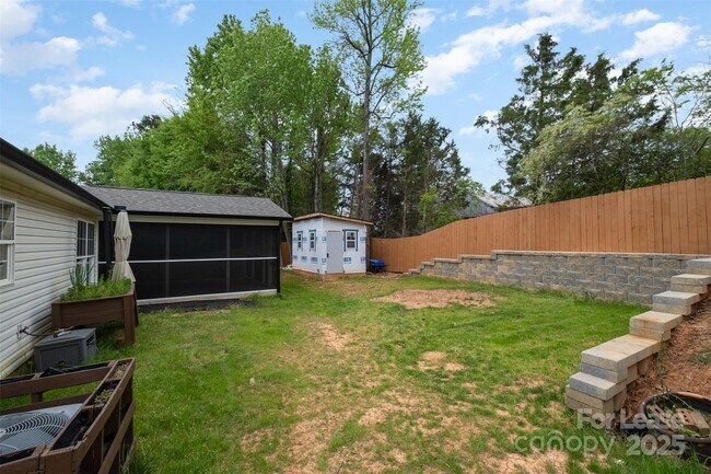 Building Photo - 8424 Angwin Pl