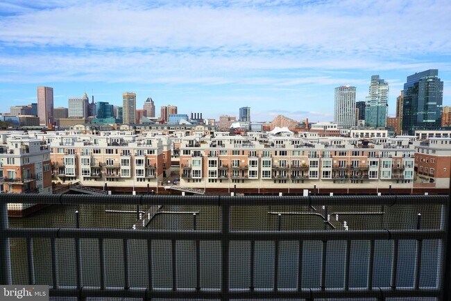 Building Photo - 100 Harborview Dr