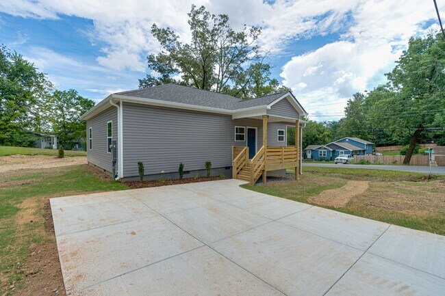 Building Photo - New Construction 3 bed, 2 bath house for rent