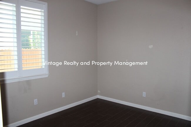Building Photo - Available Soon! Top Of The Line Single Sto...