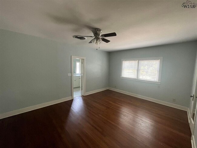 Building Photo - 3216 Milby Ave