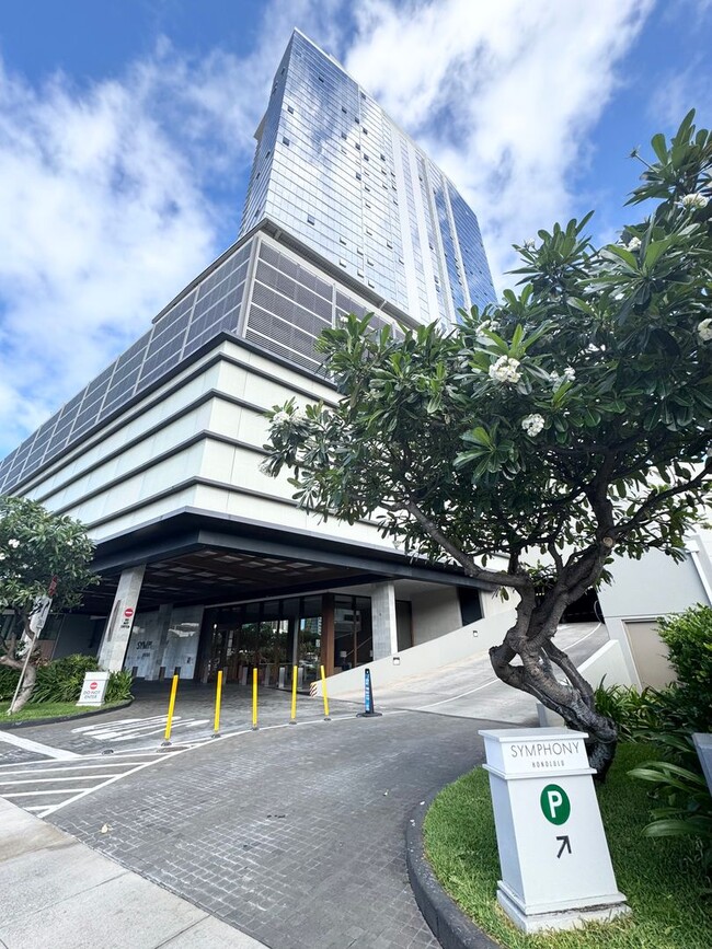 Building Photo - Move in Ready 1-Bedroom at Symphony Honolulu