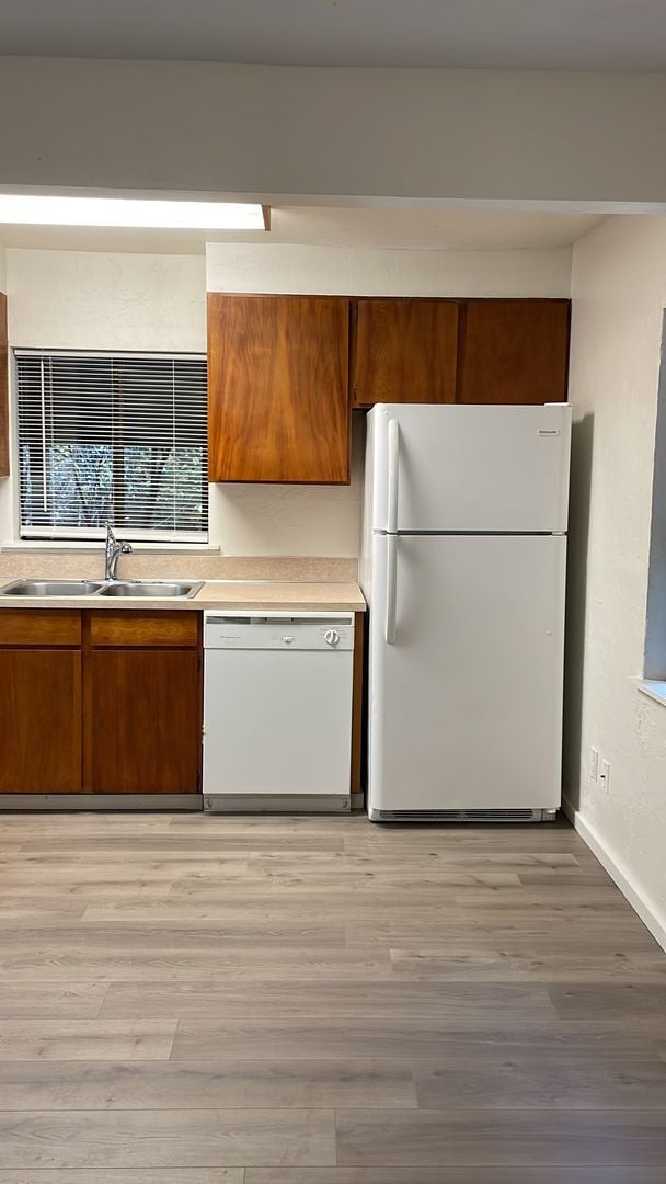 Building Photo - Cute 2 bedroom 1 bath in Union