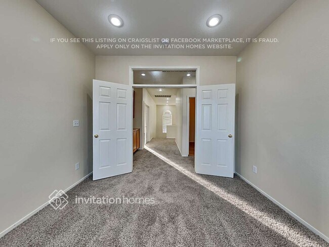 Building Photo - 2531 Parasail Point Ave