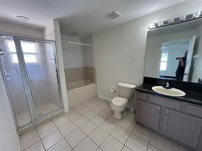 Building Photo - 659 Jaguar Ct