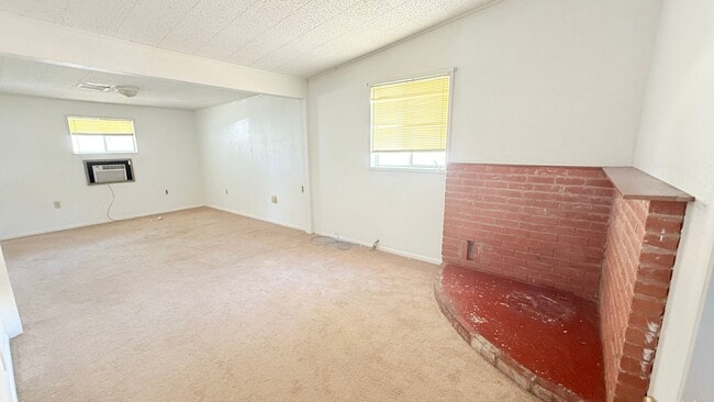 Building Photo - Artistic Home in the Heart of Las Cruces