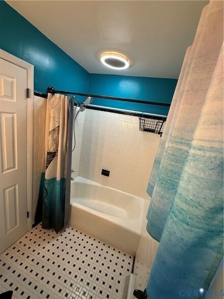 Building Photo - 21718 Magnolia Ave