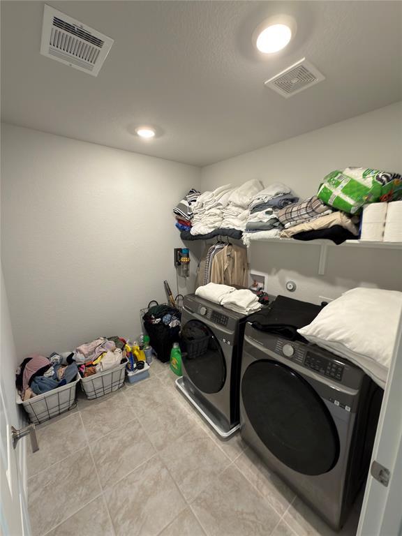 Building Photo - 132 Small Seed Dr