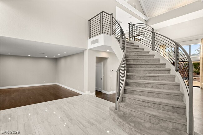 Building Photo - 13 Dovetail Cir