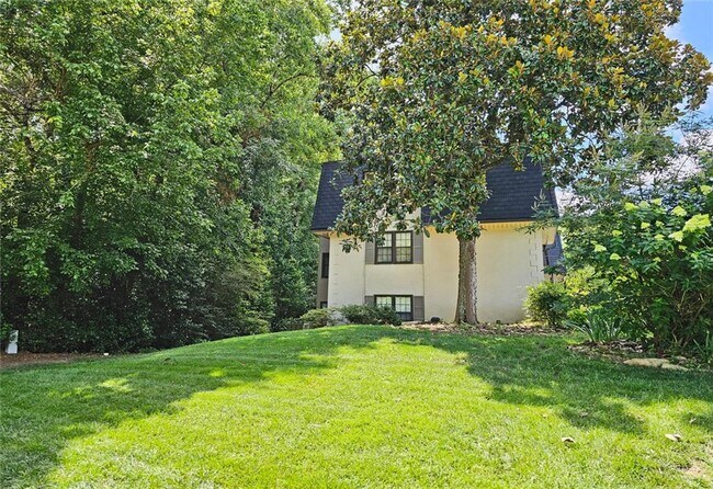 Building Photo - 47 Monet Ct NW