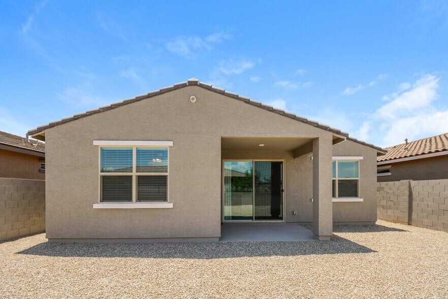 Building Photo - 14446 W Hackamore Dr.