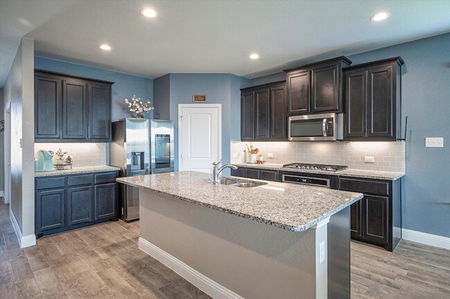 Building Photo - 1202 Alderwood Dr
