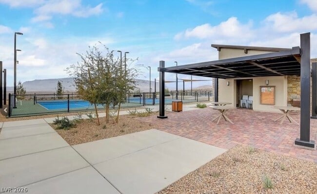 Building Photo - 928 Allister Flds Ln