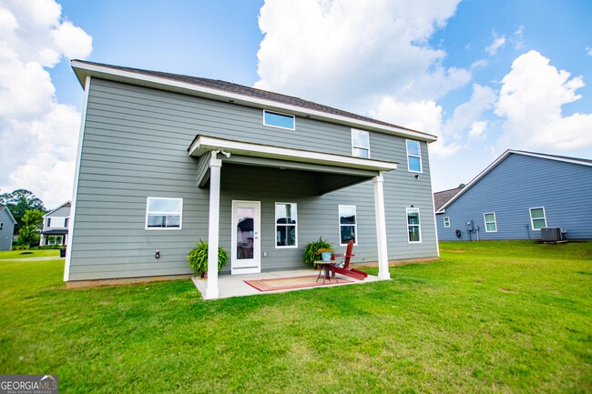 Building Photo - 132 Springwood Dr