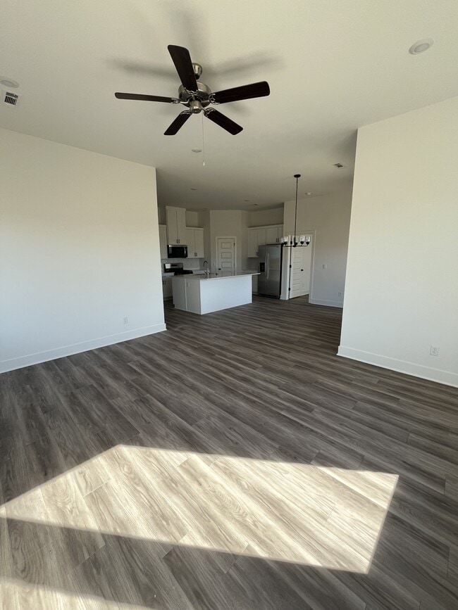 Building Photo - 513 W Gosling Isle