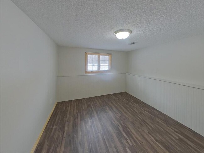 Building Photo - 18829 147th St NW