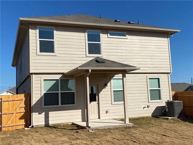 Building Photo - 134 Ashford Way