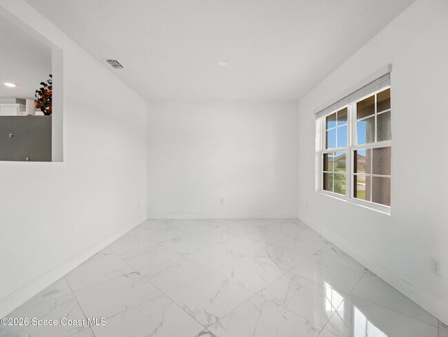 Building Photo - 6815 Topaz Dr