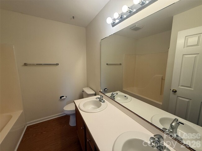 Building Photo - 103 Kam Dr