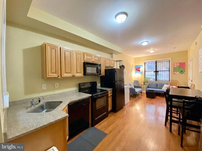 Building Photo - 2010 N Carlisle St