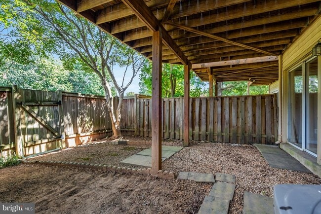 Building Photo - 4234 Fox Lake Dr