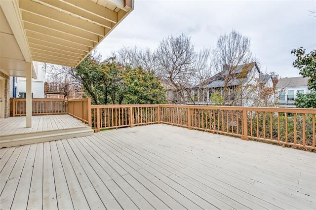 Building Photo - 9130 Valley Chapel Ln