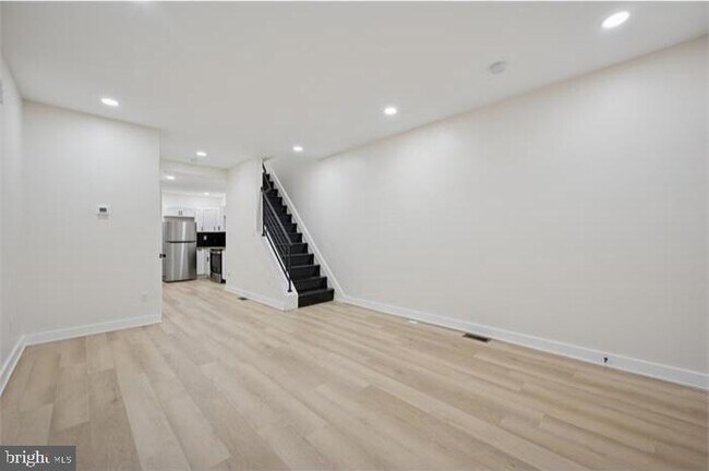 Building Photo - 1819 N Judson St