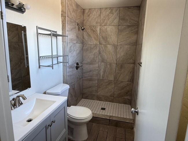Building Photo - 54280 Avenida Vallejo