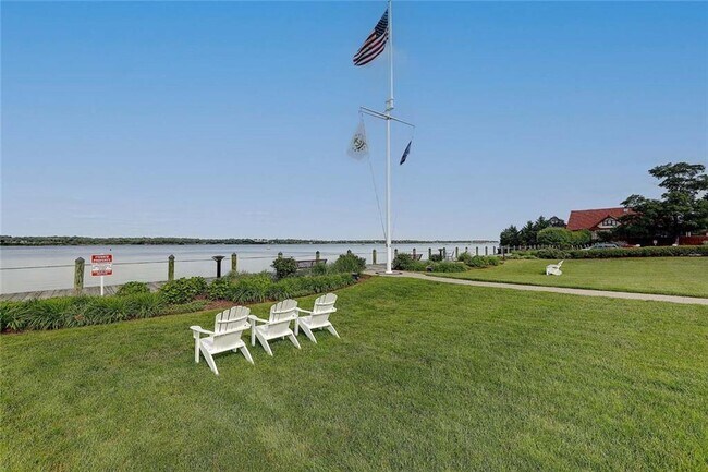 Building Photo - 1180 Narragansett Blvd