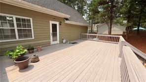 Building Photo - 446 Russell Cemetery Rd