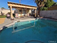 Building Photo - 16437 Live Oak St