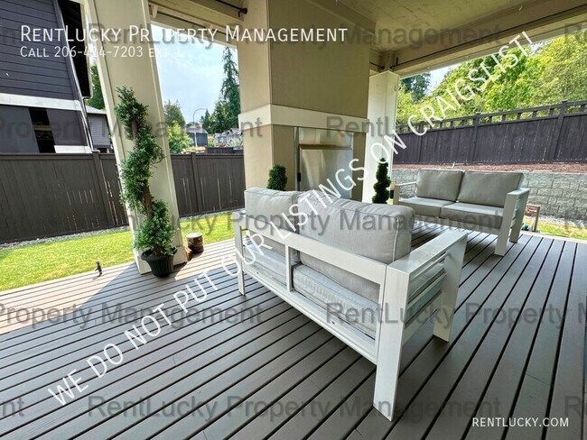 Building Photo - 34601 56th Ct S