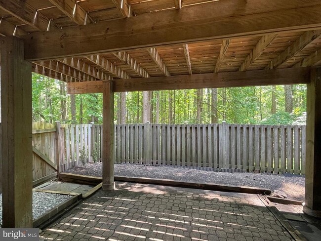 Building Photo - 11859 New Country Ln