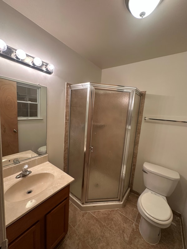 Building Photo - 309 Vine Ave