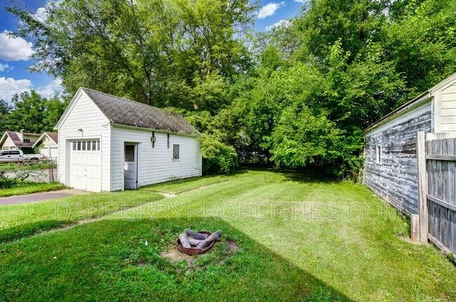 Building Photo - 919 Brookley Blvd