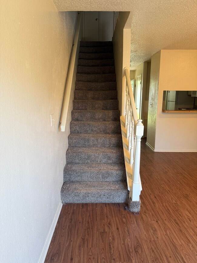 Building Photo - Mesquite Ridge Townhomes