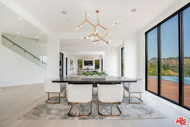 Building Photo - 7567 Hermes Dr