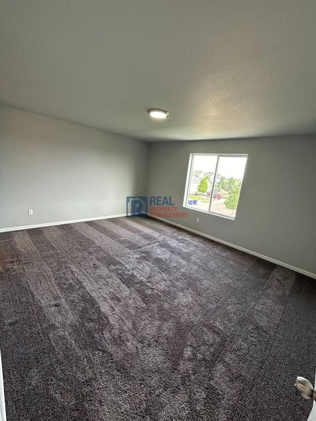 Building Photo - 2909 Quartz Pl